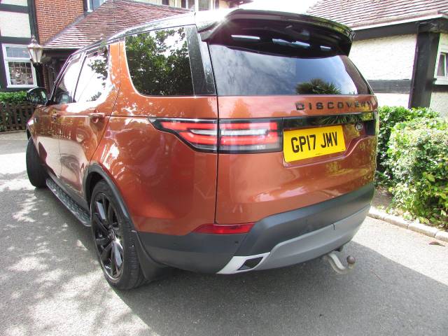 2017 Land Rover Discovery 3.0 TD6 First Edition 5dr Auto