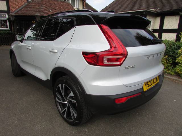 2020 Volvo XC40 2.0 D3 R DESIGN Pro 5dr Geartronic