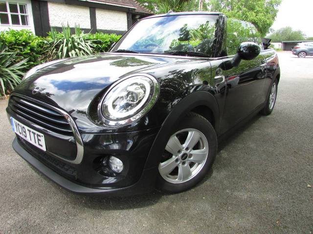 2019 Mini Convertible 1.5 Cooper Classic II 2dr
