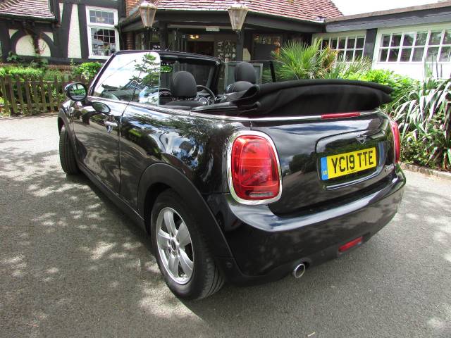 2019 Mini Convertible 1.5 Cooper Classic II 2dr